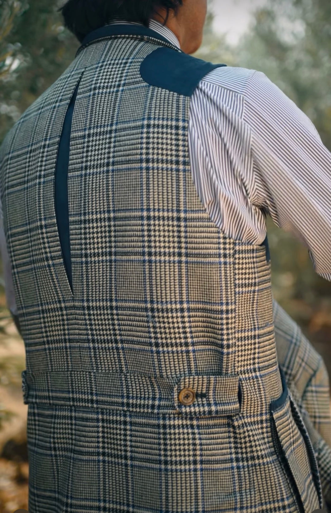 Nehru Green Glenplaid Shooting Vest, Spain